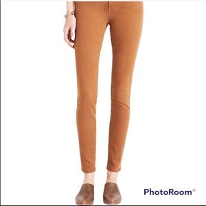 Madewell 9” High Rise Skinny Jeans/Pants.